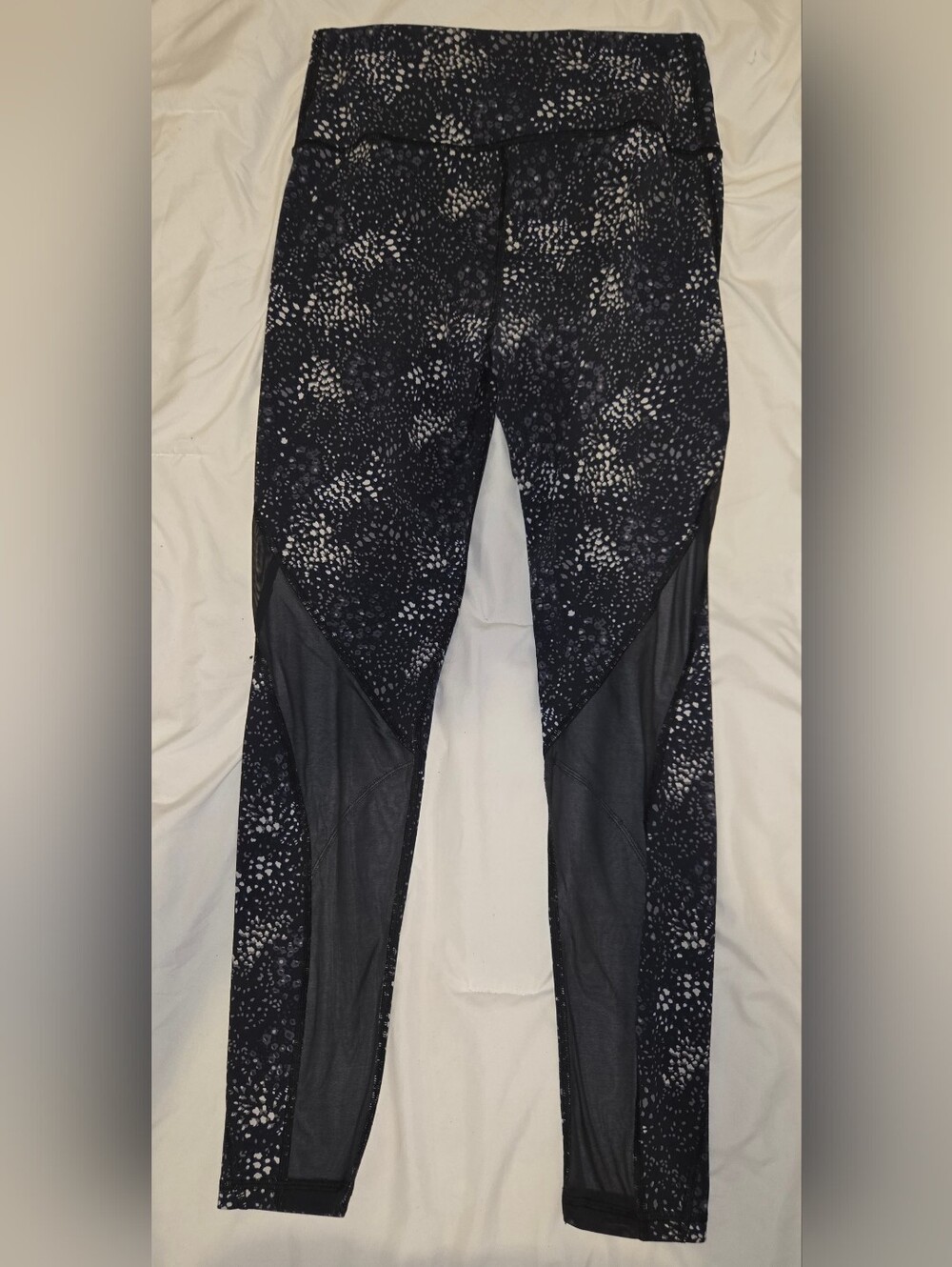 Victoria's Secret Sport Leggings Sz M - Picture 3 of 7